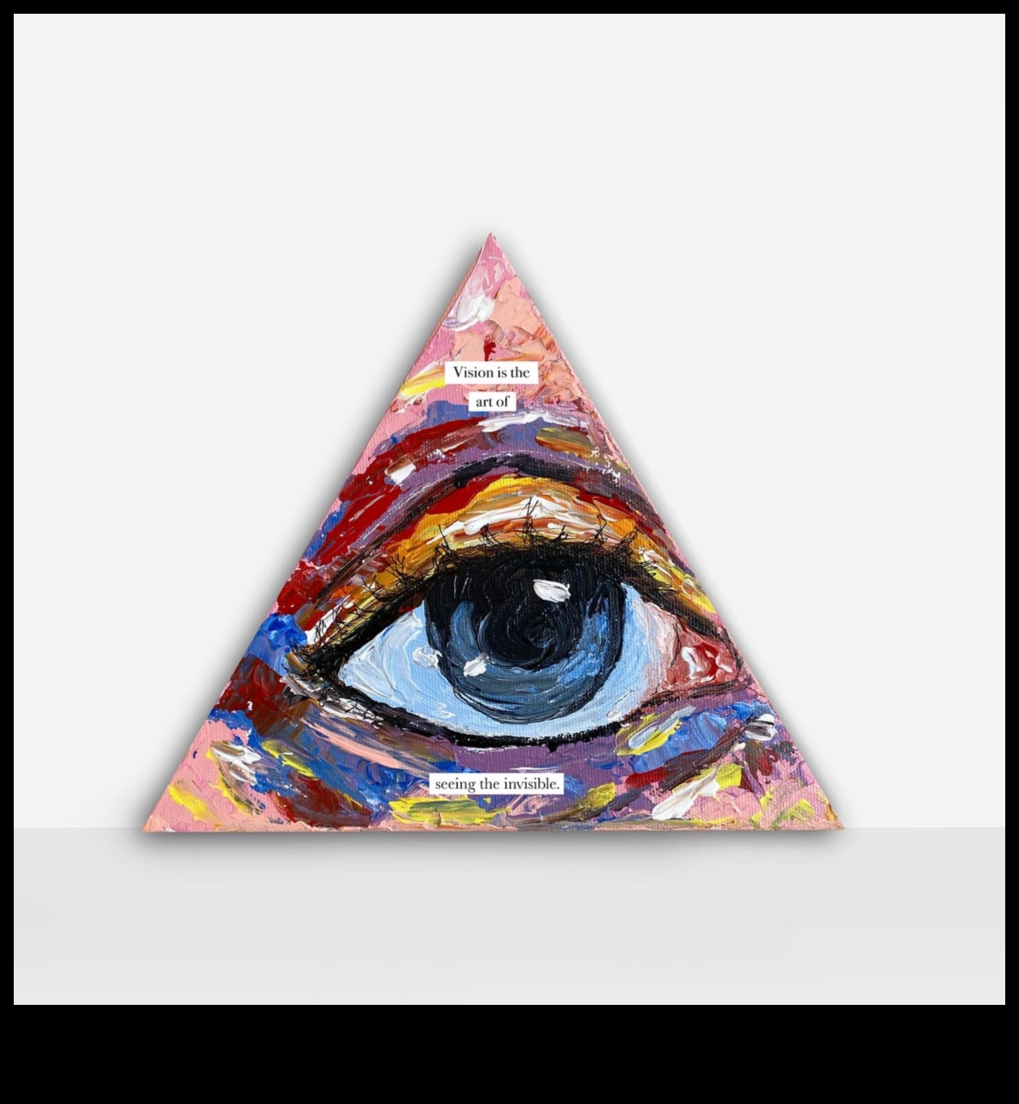 Abstrakti krāsu sprādzieni: dinamiskas un netradicionālas mākslas izpēte